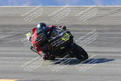 media/Mar-21-2025-CVMA Friday Practice (Fri) [[30cd4fe323]]/3-Racer 2/Session 2 (Bowl)/